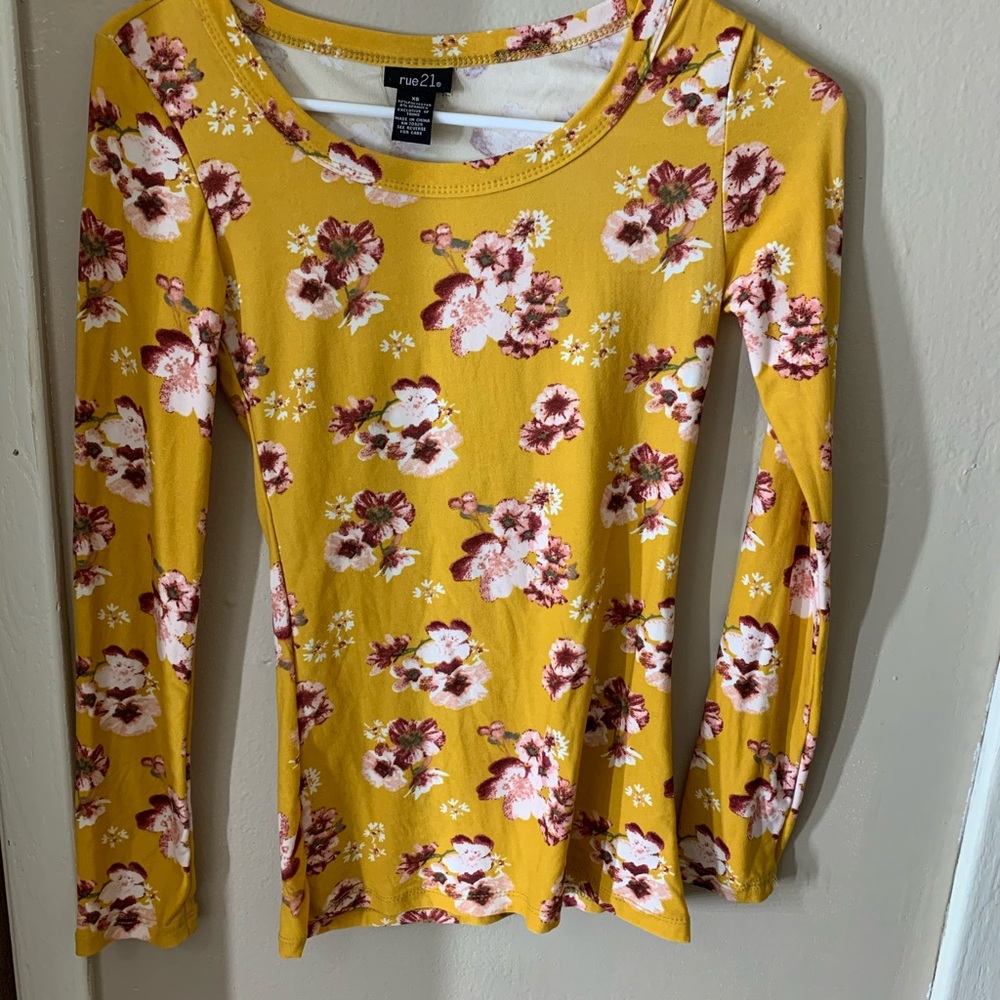 Yellow flower top